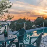 Three-bedroom In Tkon