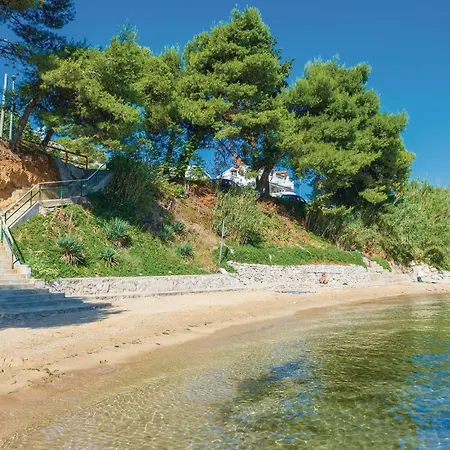 Amazing In With Outdoor Swimming Pool Holiday home Tkon