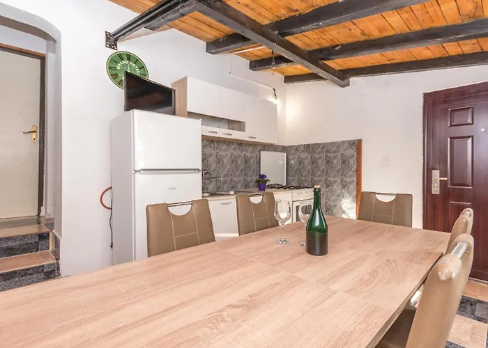 Semesterbostad Three-bedroom In