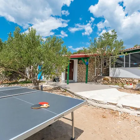 Three-bedroom In Tatil Evi Tkon